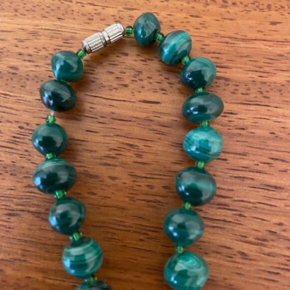 Malachite Necklace - Green - Picture 3 of 3
